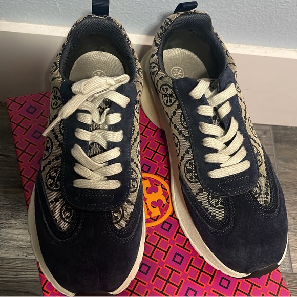 Tory Burch sneakers - Picture 2 of 10